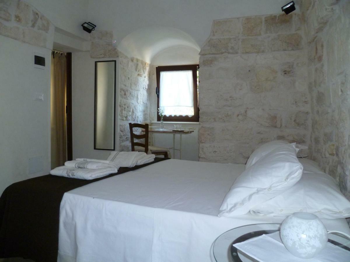 Il Giardino Di Viola Bed & Breakfast เชจลีเมสซาปิกา ภายนอก รูปภาพ